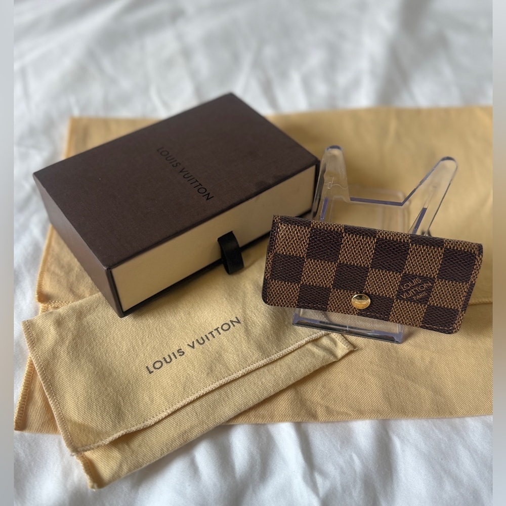 Louis Vuitton 4 Key Holder – Damier Ebene, Excellent Condition w/ Box & Dust Bag